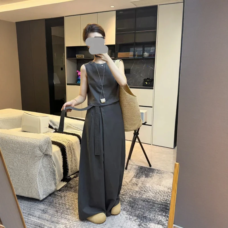 法式休闲简约设计感背心上衣2025年夏季高级感轻熟风阔腿裤套装女