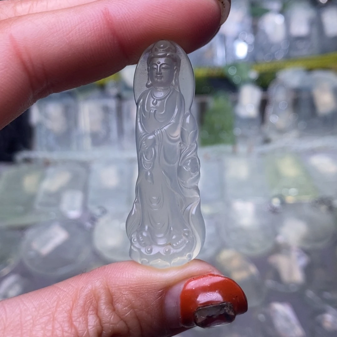 蛇纹石玉颈饰未镶嵌，