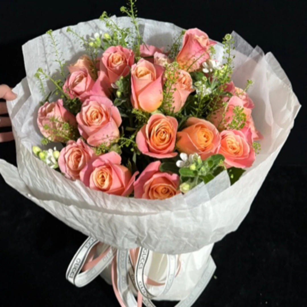 【温柔至极】21枝猪小姐花束搭配蓝星花绿灵草 见面送闺蜜送女友配送上门（店内实拍）绿玫瑰