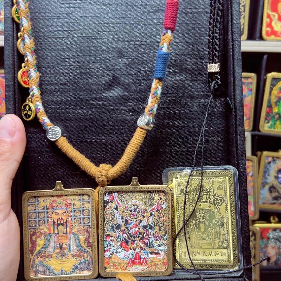 吊坠心****?美丽的小镇和