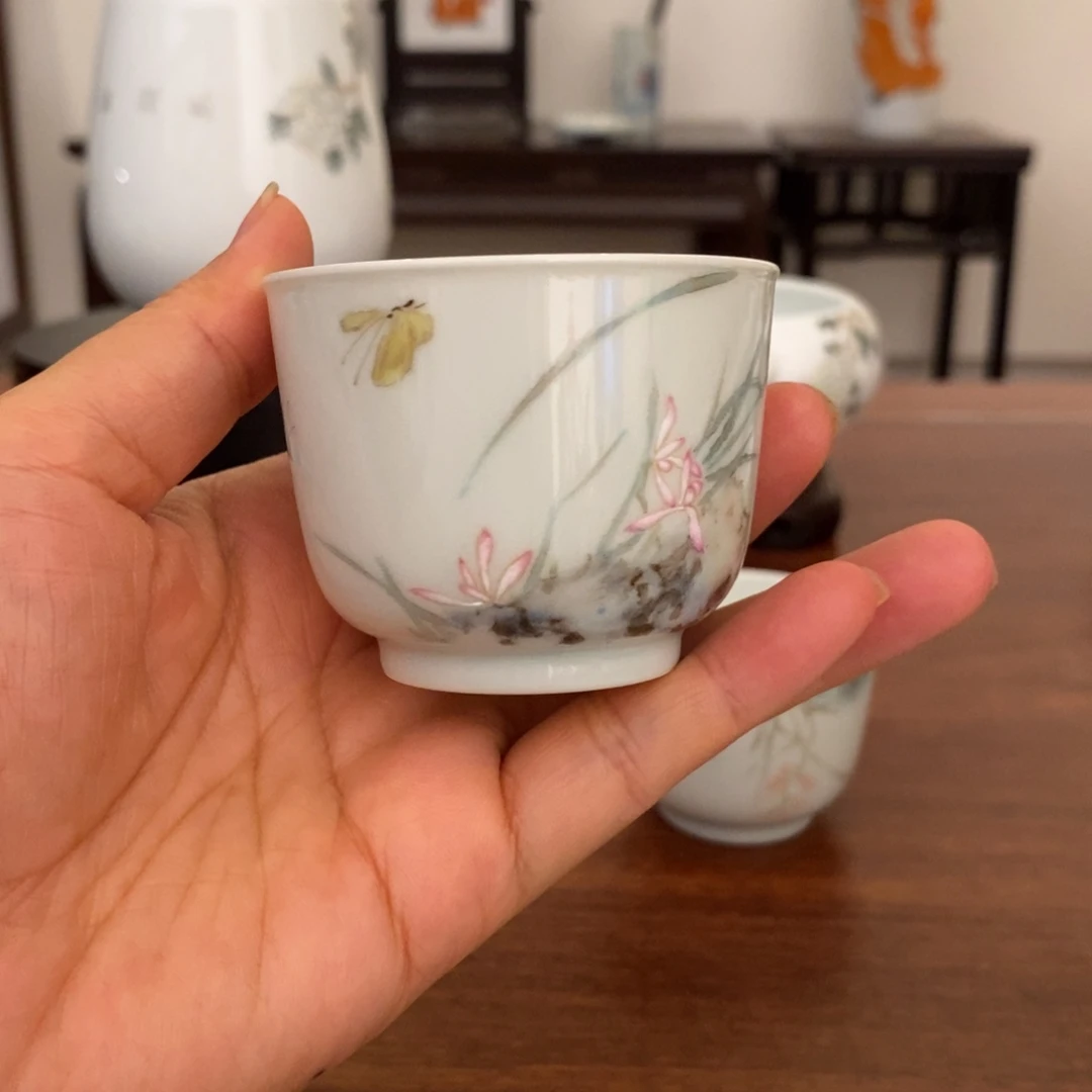 走***涨景德镇陶瓷艺术粉彩单杯