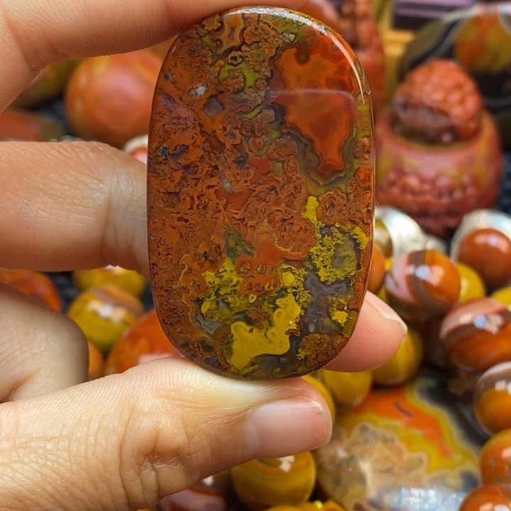 玛瑙/玉髓颈饰未镶嵌金*