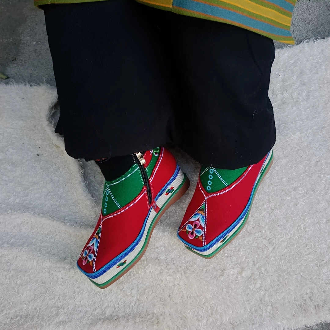 民族风格  新款平底松巴拉姆  防滑耐磨