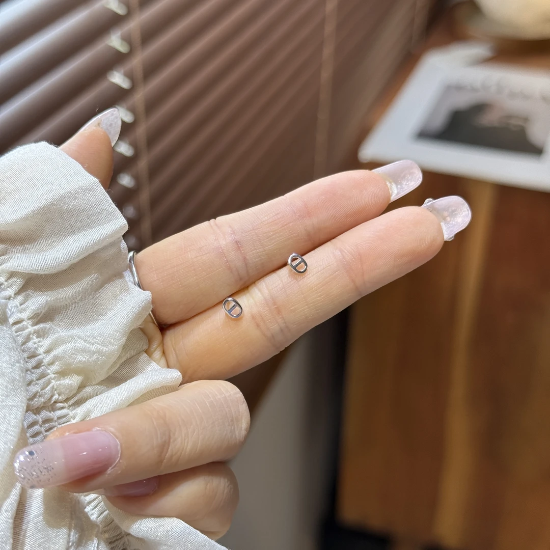 925银耳饰 8339小小迷你猪鼻子银耳钉