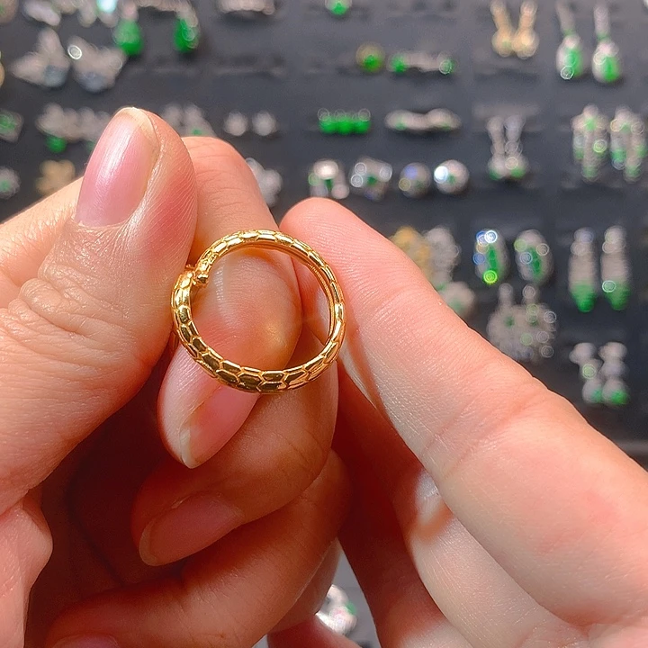 翡翠戒指银S925镶嵌e****主戒指