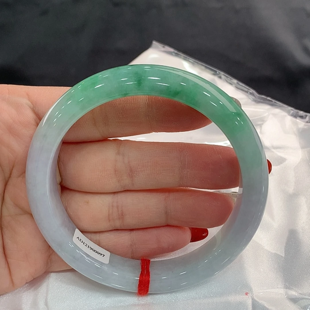 【闪购商品】翡翠手镯未镶嵌63.3，62/63