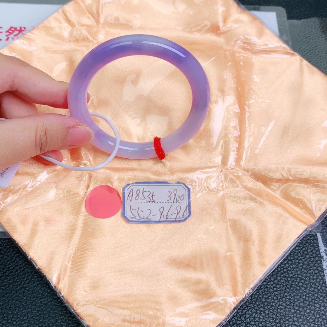 翡翠手镯未镶嵌缅甸翡翠