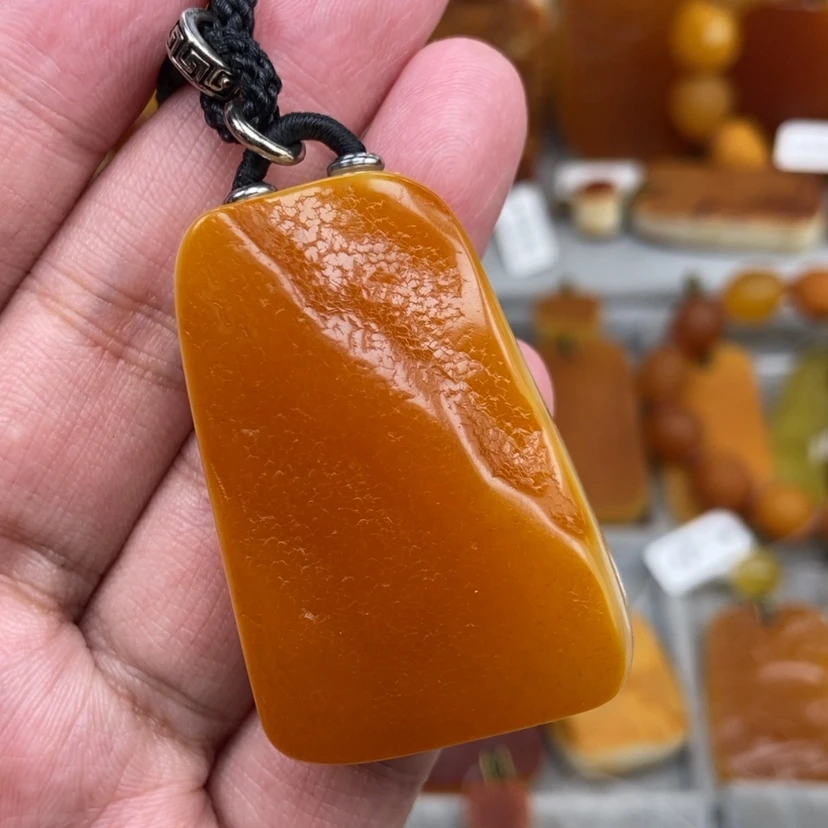 【闪购商品】未镶嵌颈饰琥珀