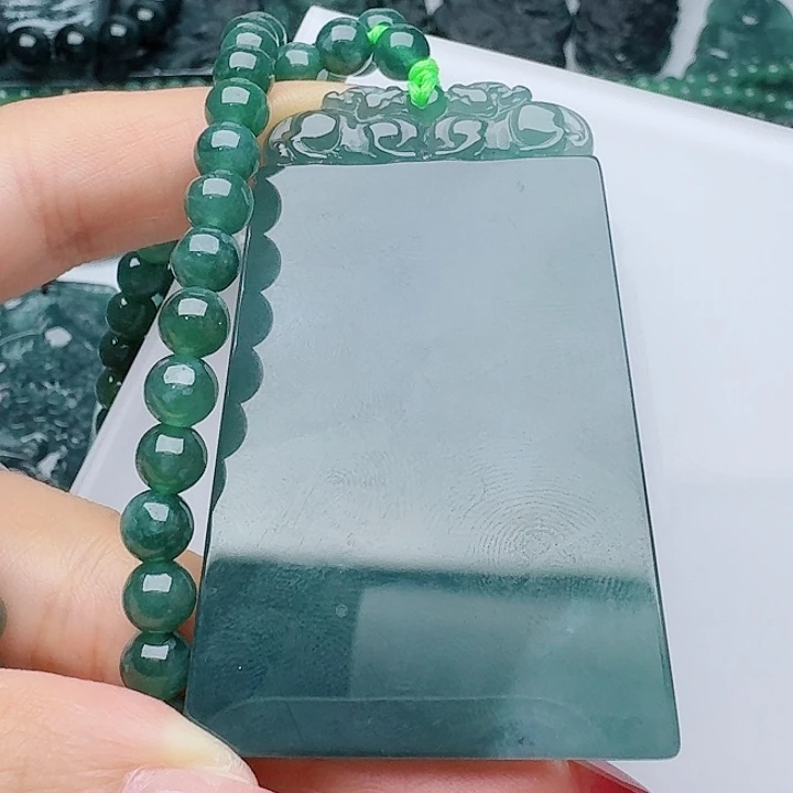 颈饰未镶嵌翡翠多样性发其一