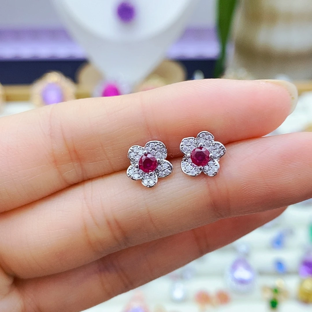 未镶嵌耳饰红宝石