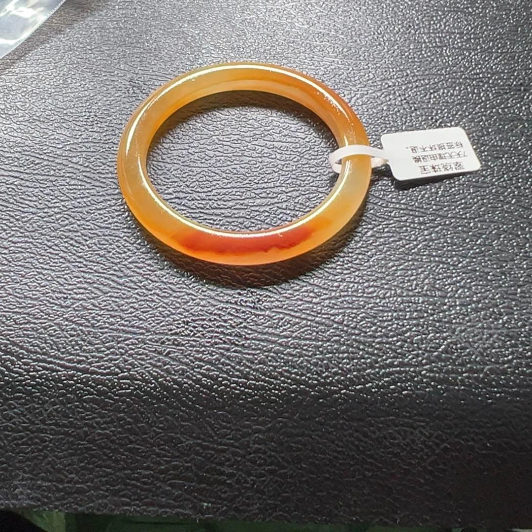 s***a石英质玉（非洲翠）未镶嵌手镯