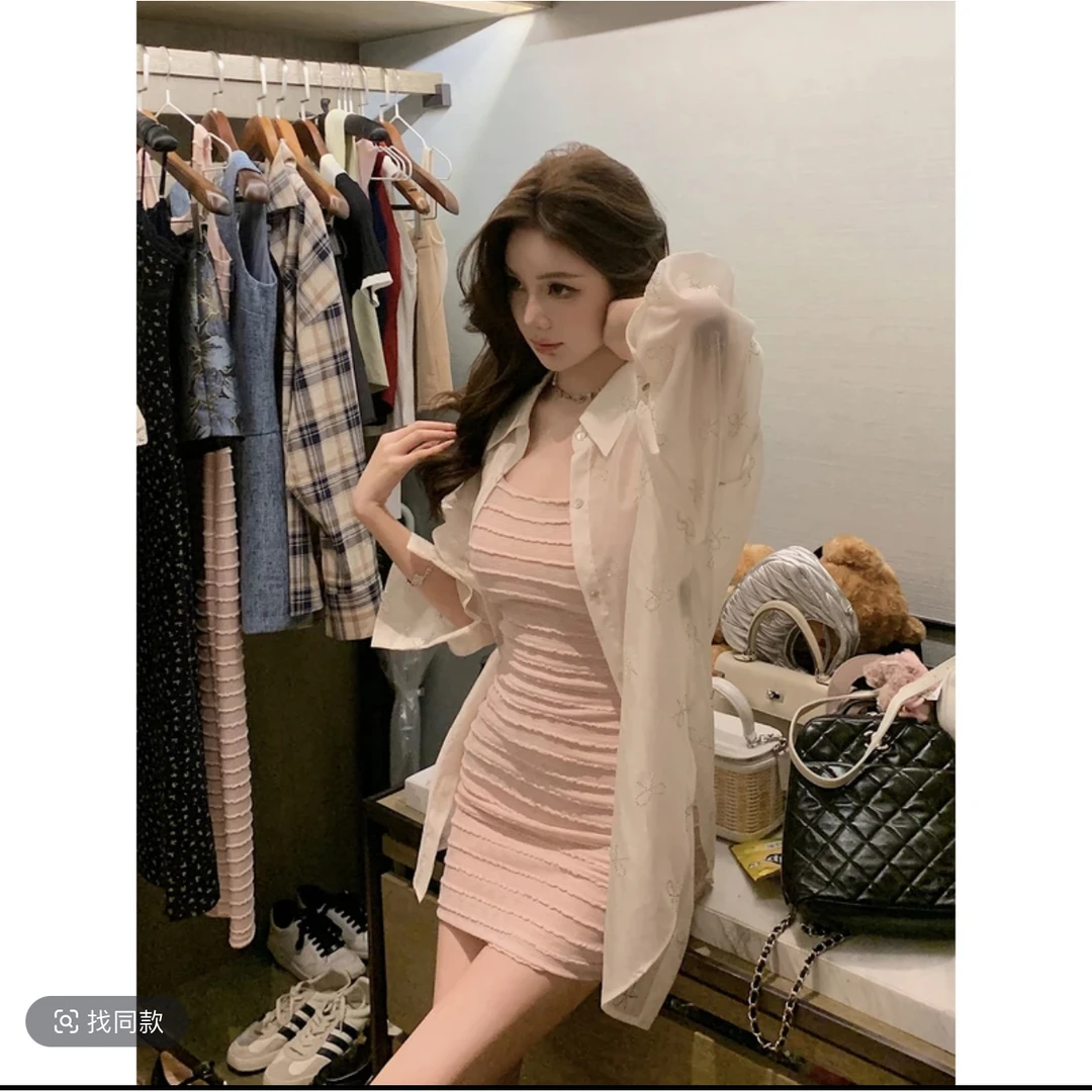法式粉色背心连衣裙女2025春夏季韩版收腰短裙+烫钻蝴蝶衬衫套装