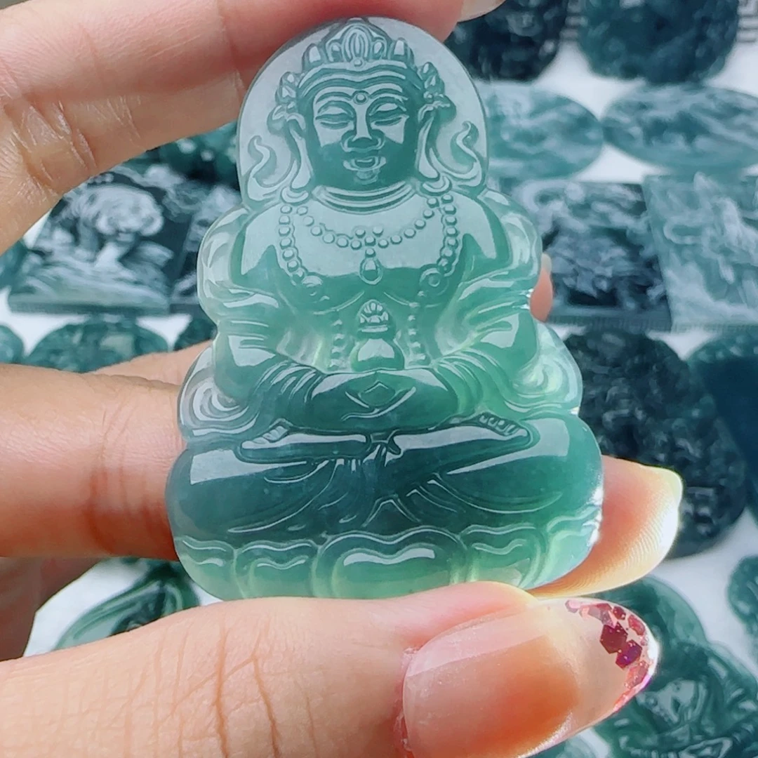 颈饰未镶嵌翡翠多样性发货天然的A货翡翠