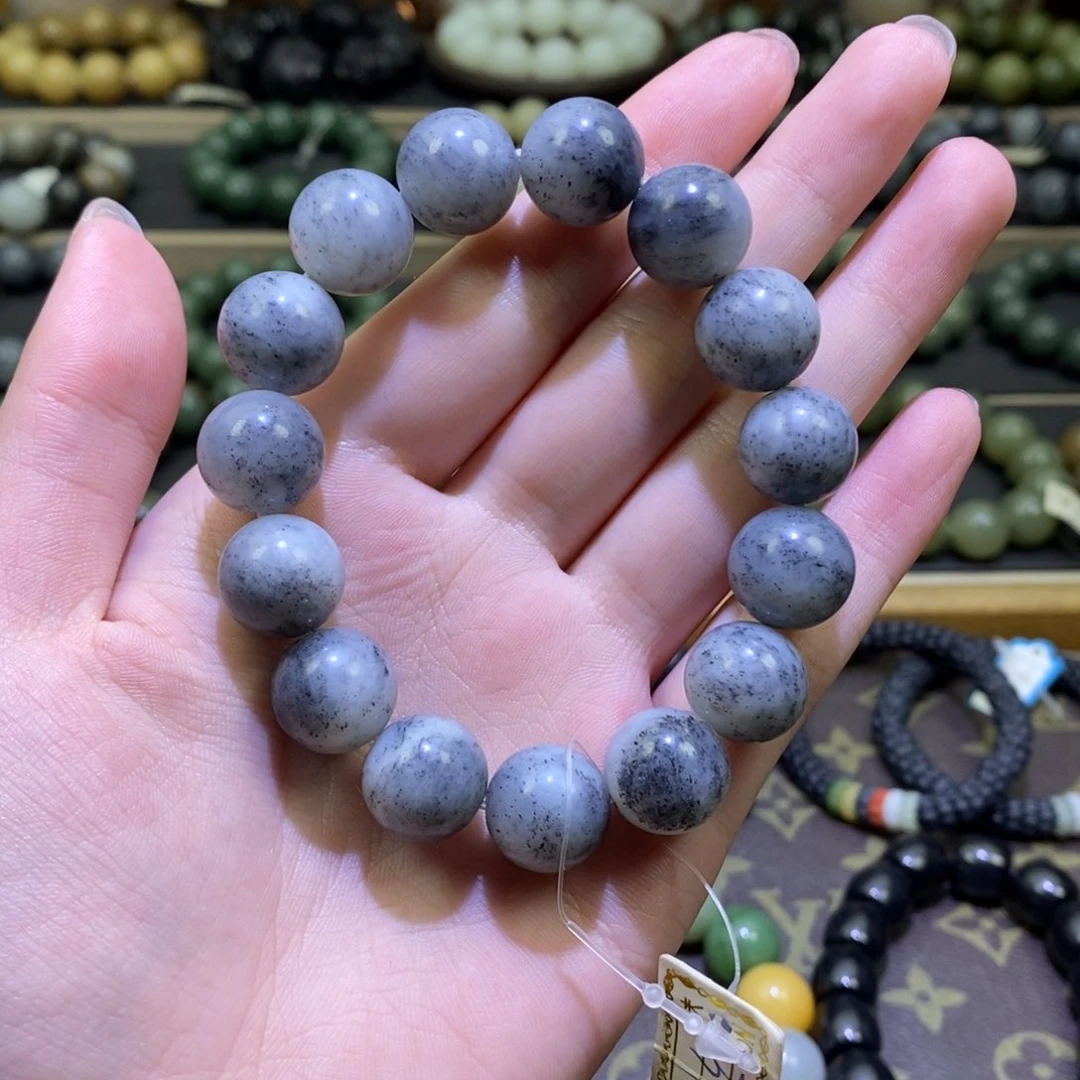 和田玉手串未镶嵌