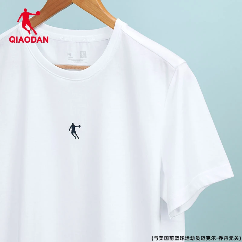 乔丹男装T恤夏季新款正品棉质短袖白色运动休闲透气宽松半袖圆领t