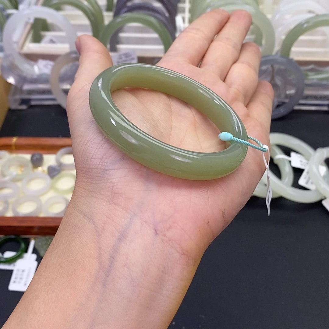 和田玉未镶嵌珠宝奇石55