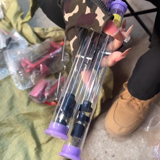 鲫鱼挡针拍一发二。