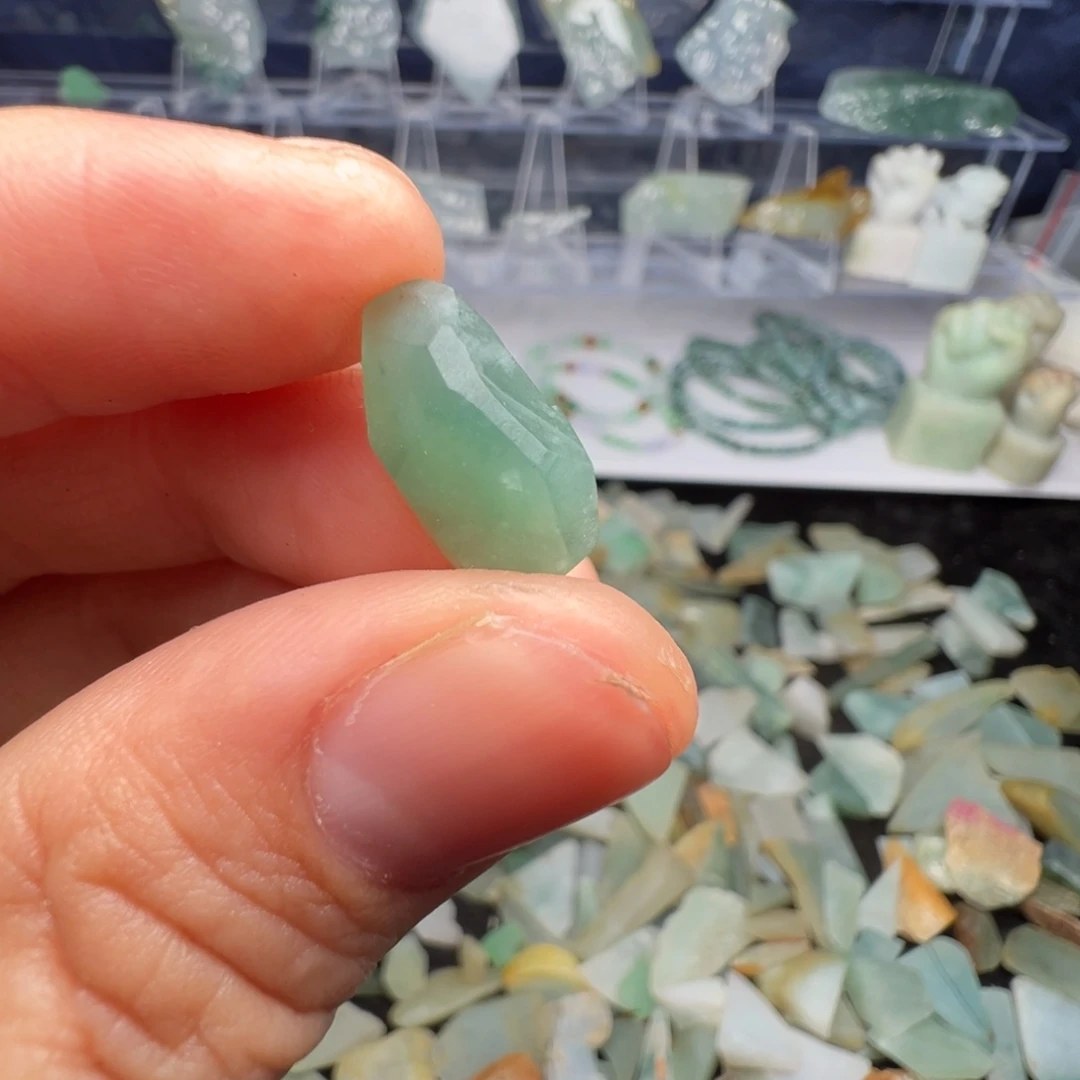 翡翠裸石缅甸翡翠A货