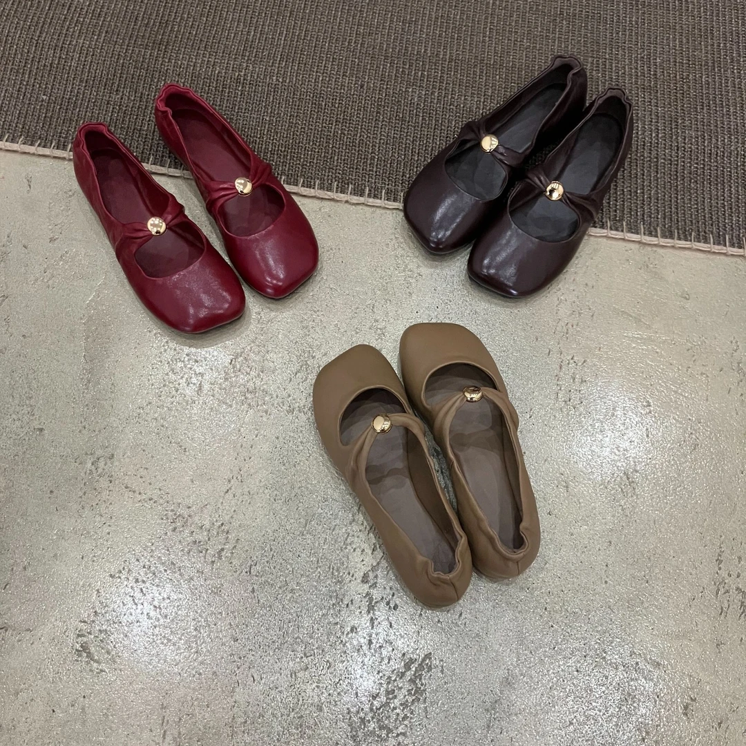 法式复古风气质方头平底金属扣温柔浅口芭蕾舞褶皱单鞋百搭平底鞋