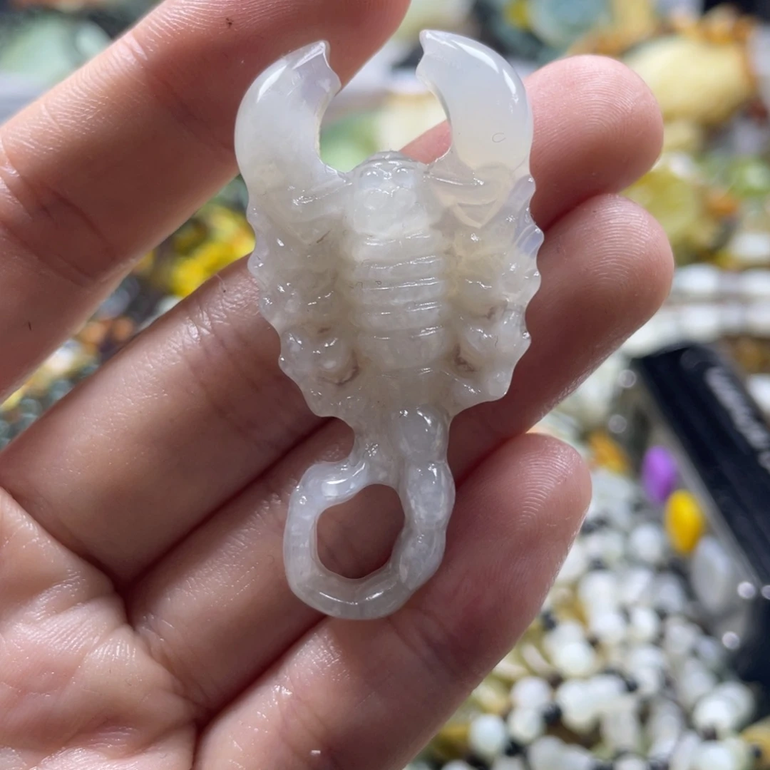 蛇纹石玉未镶嵌吊坠