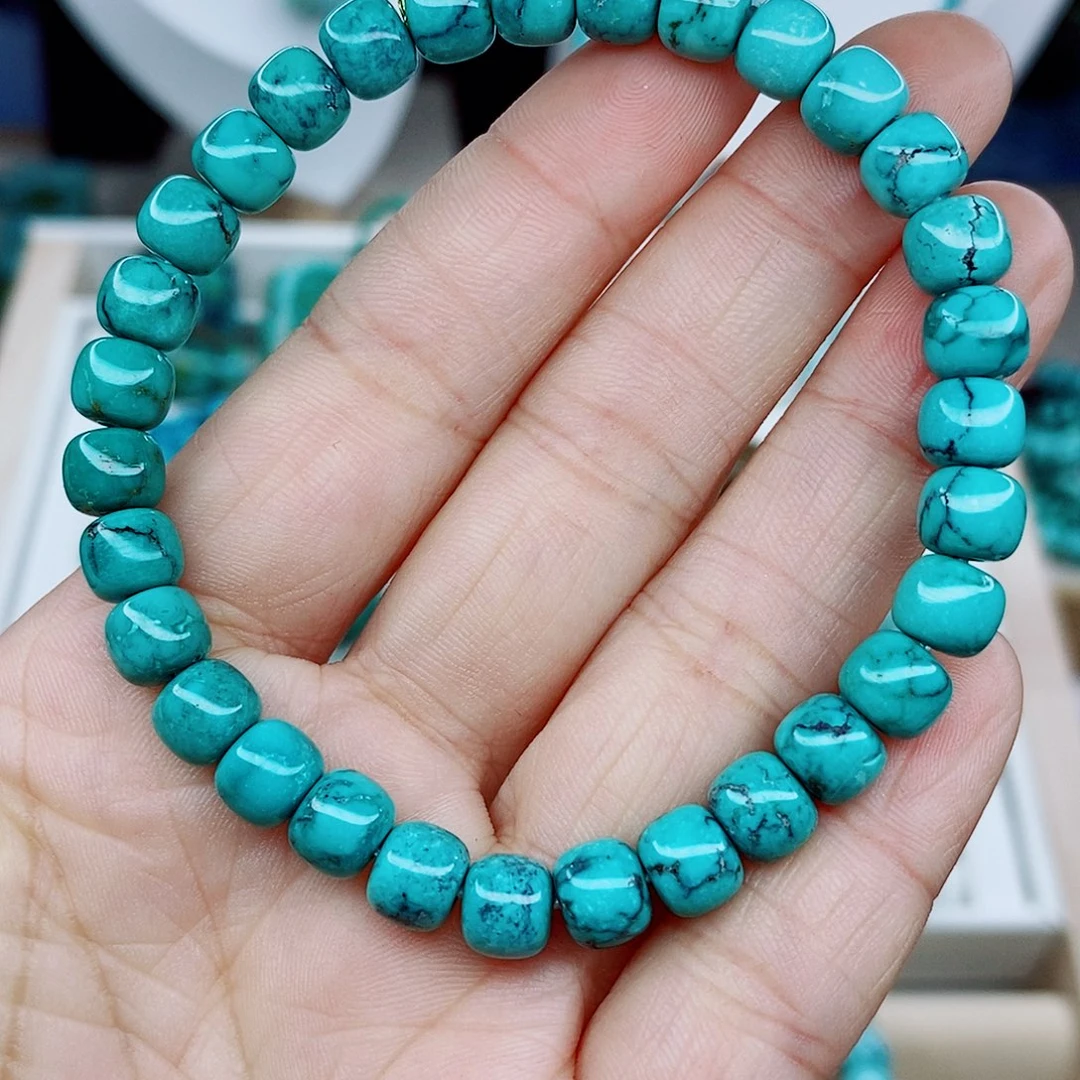 绿松石未镶嵌颈饰