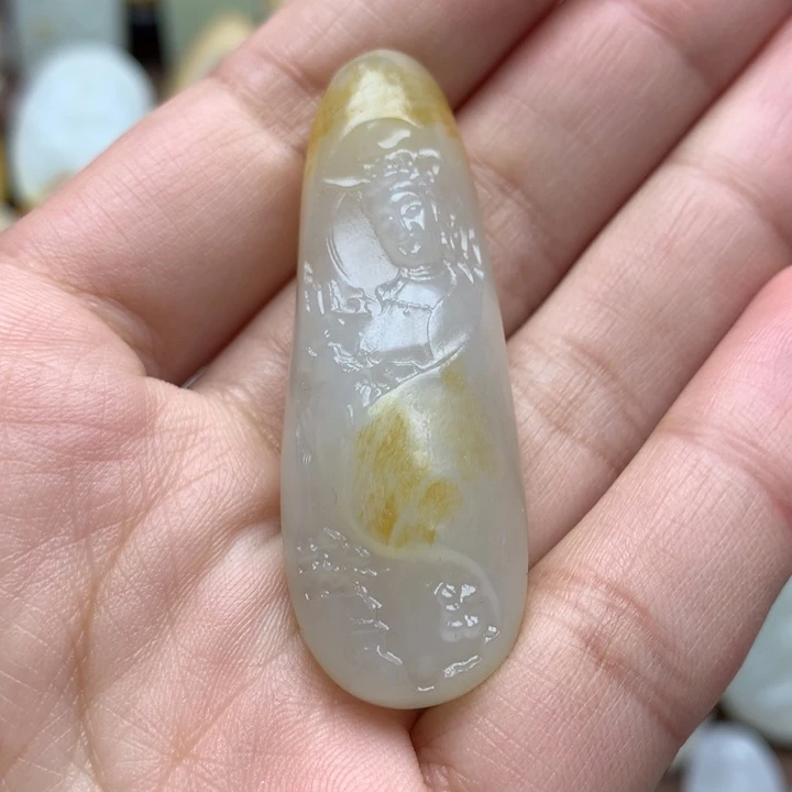 和田玉未镶嵌颈饰