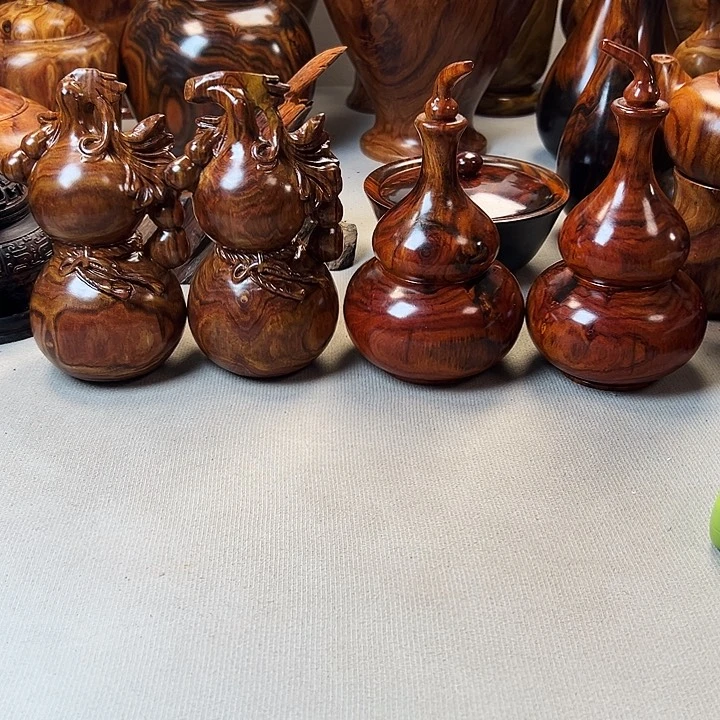 用****9老挝大红酸枝葫芦一对越黄葫芦一对