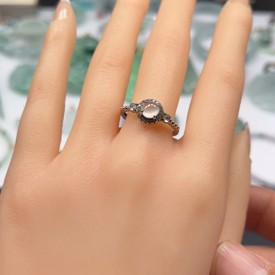 翡翠银S925镶嵌戒指福利