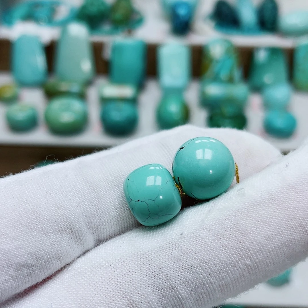 陕***张绿松石未镶嵌珠宝奇石