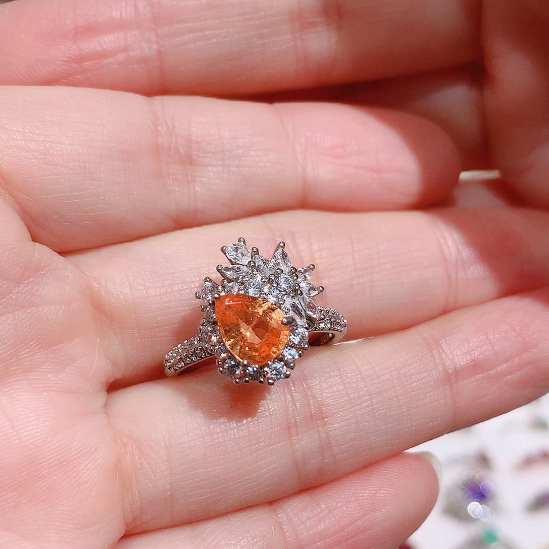 银S925镶嵌石榴石（芬达石）戒指