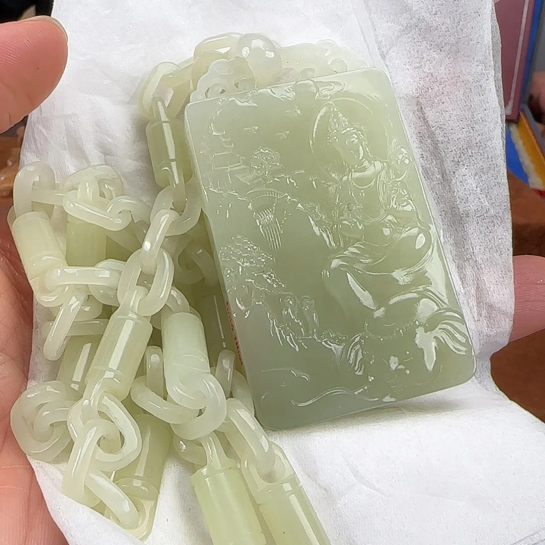 用***3和田玉未镶嵌颈饰