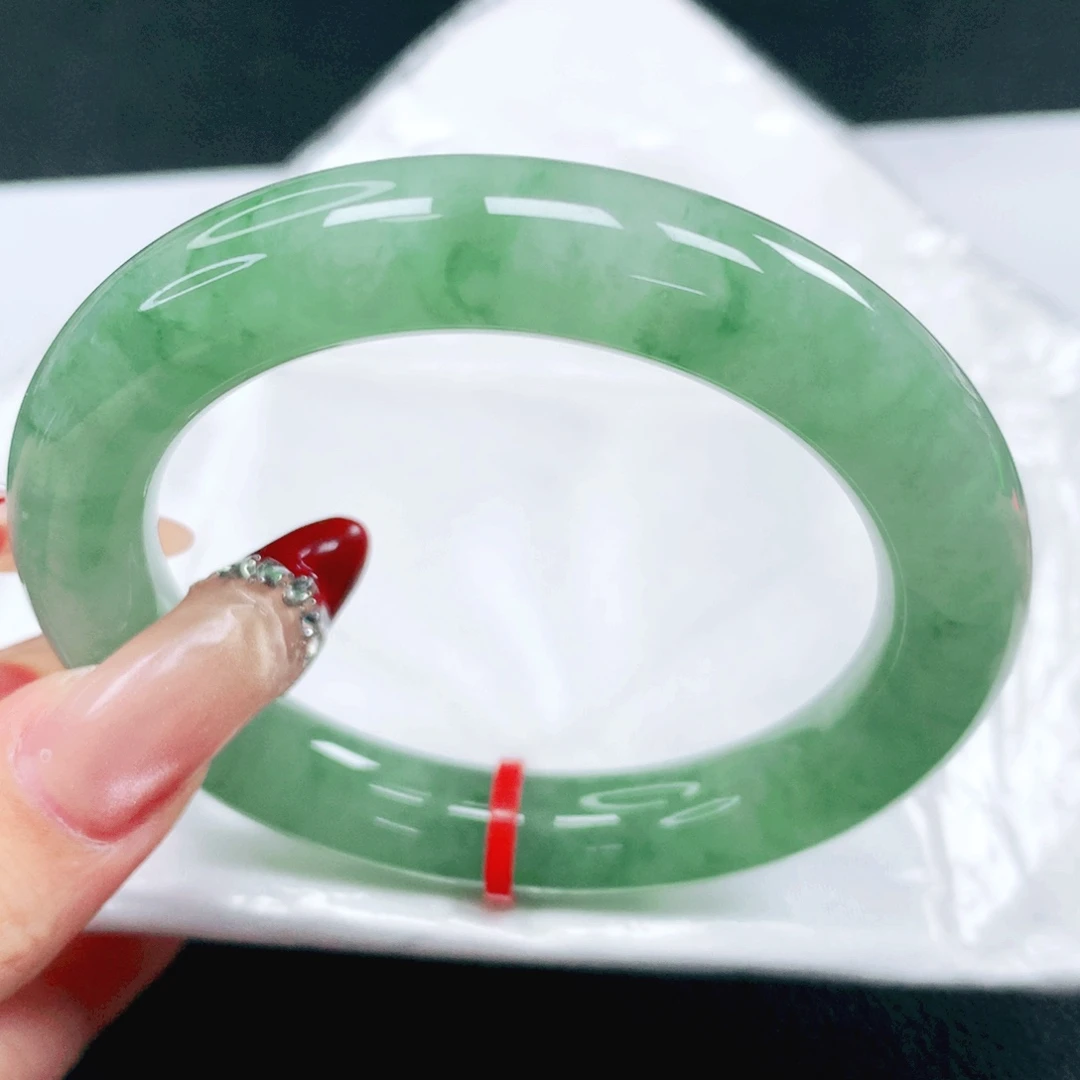 翡翠未镶嵌手镯55