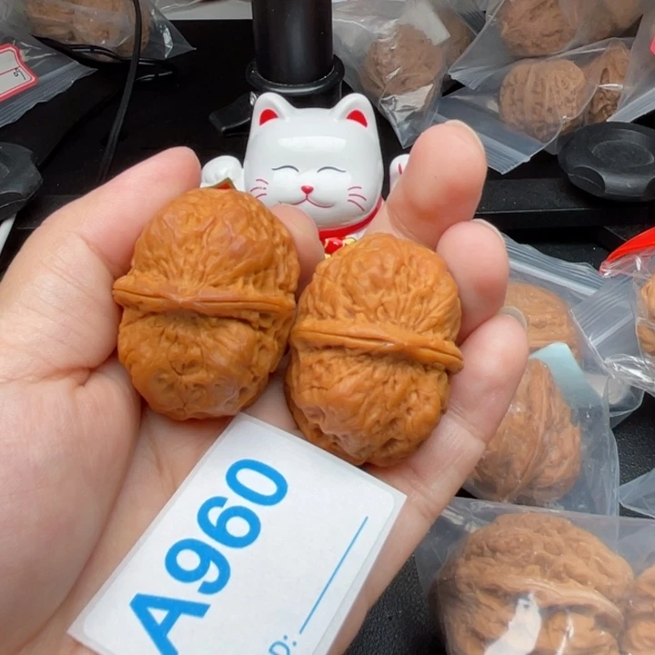 文玩核桃吊坠核桃