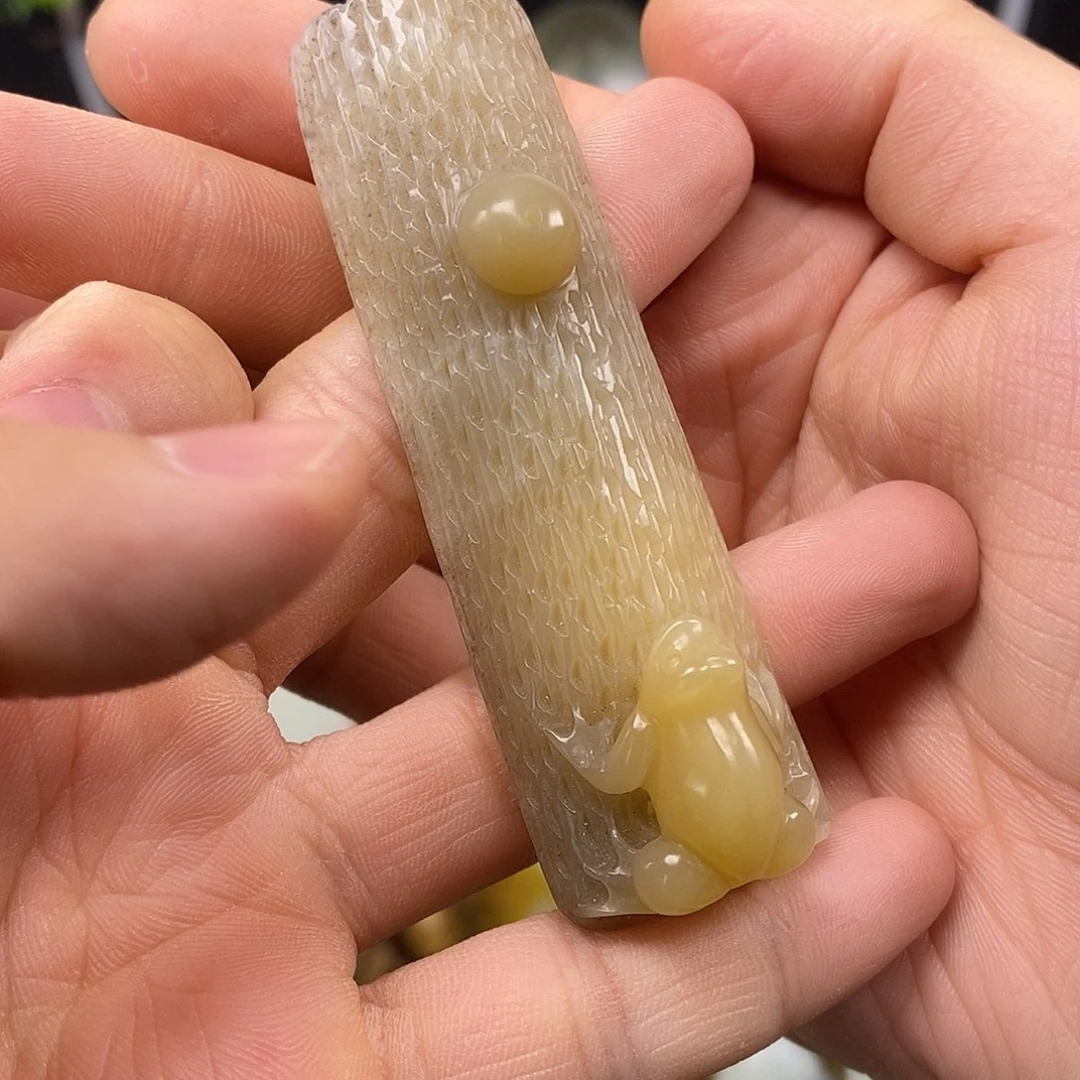 和田玉未镶嵌颈饰2