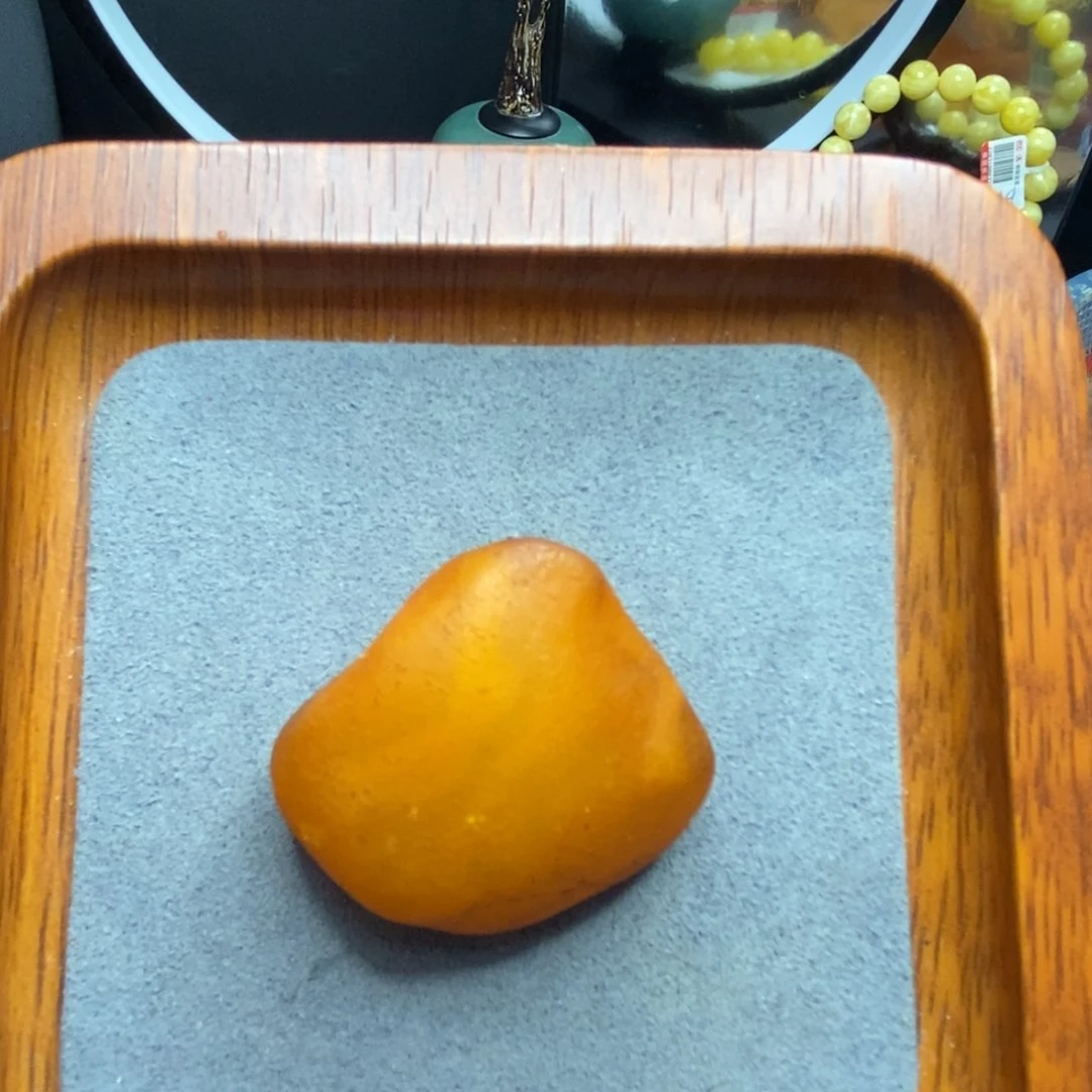 定制琥珀未镶嵌梨