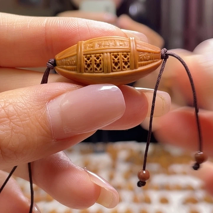 橄榄核吊坠橄榄核