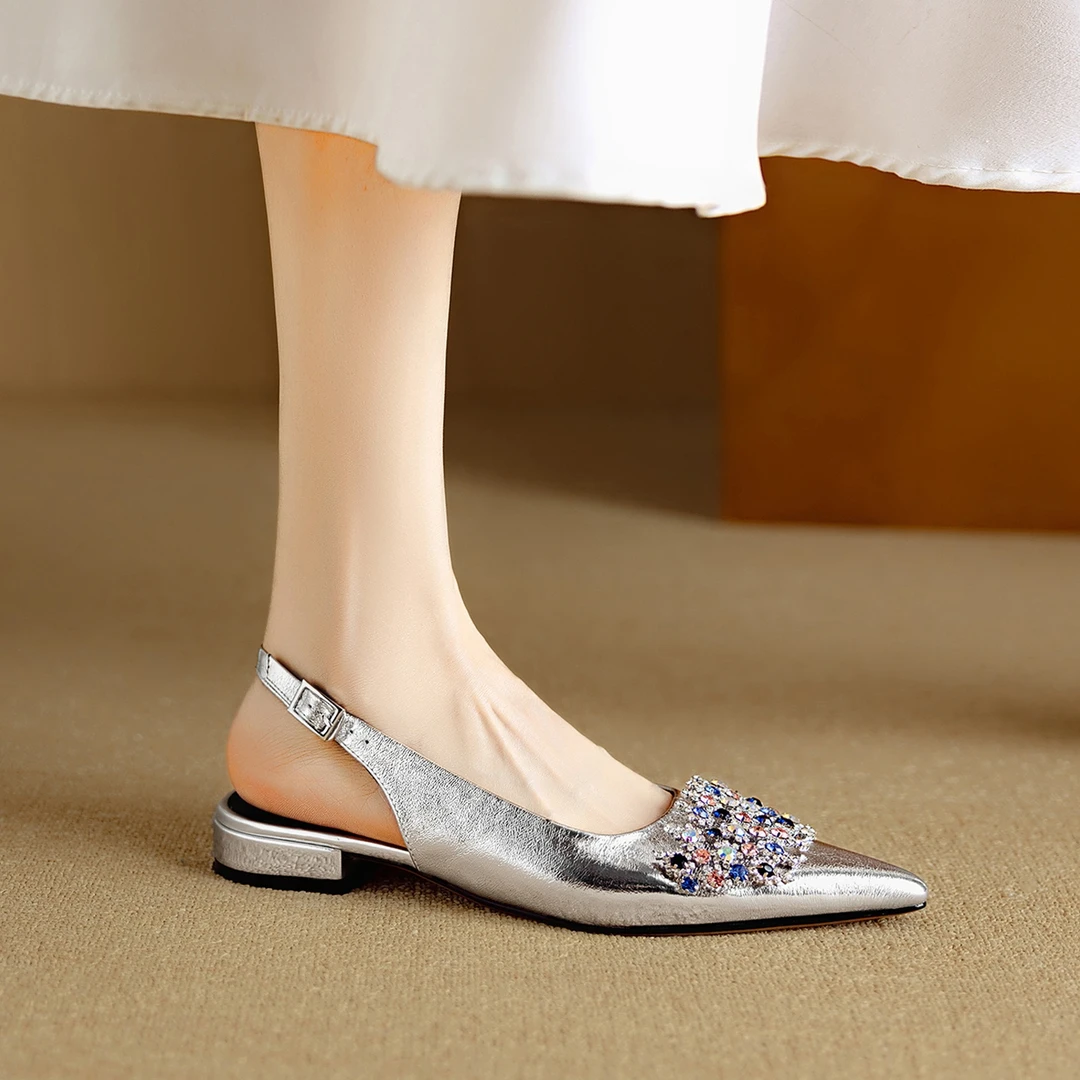 小众时髦~法式时尚水钻扣低跟包头凉鞋女尖头浅口真皮后空单鞋女