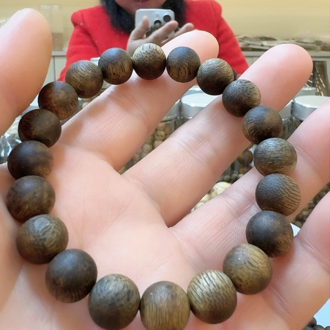 沉香手串油叶子绿棋楠卡10