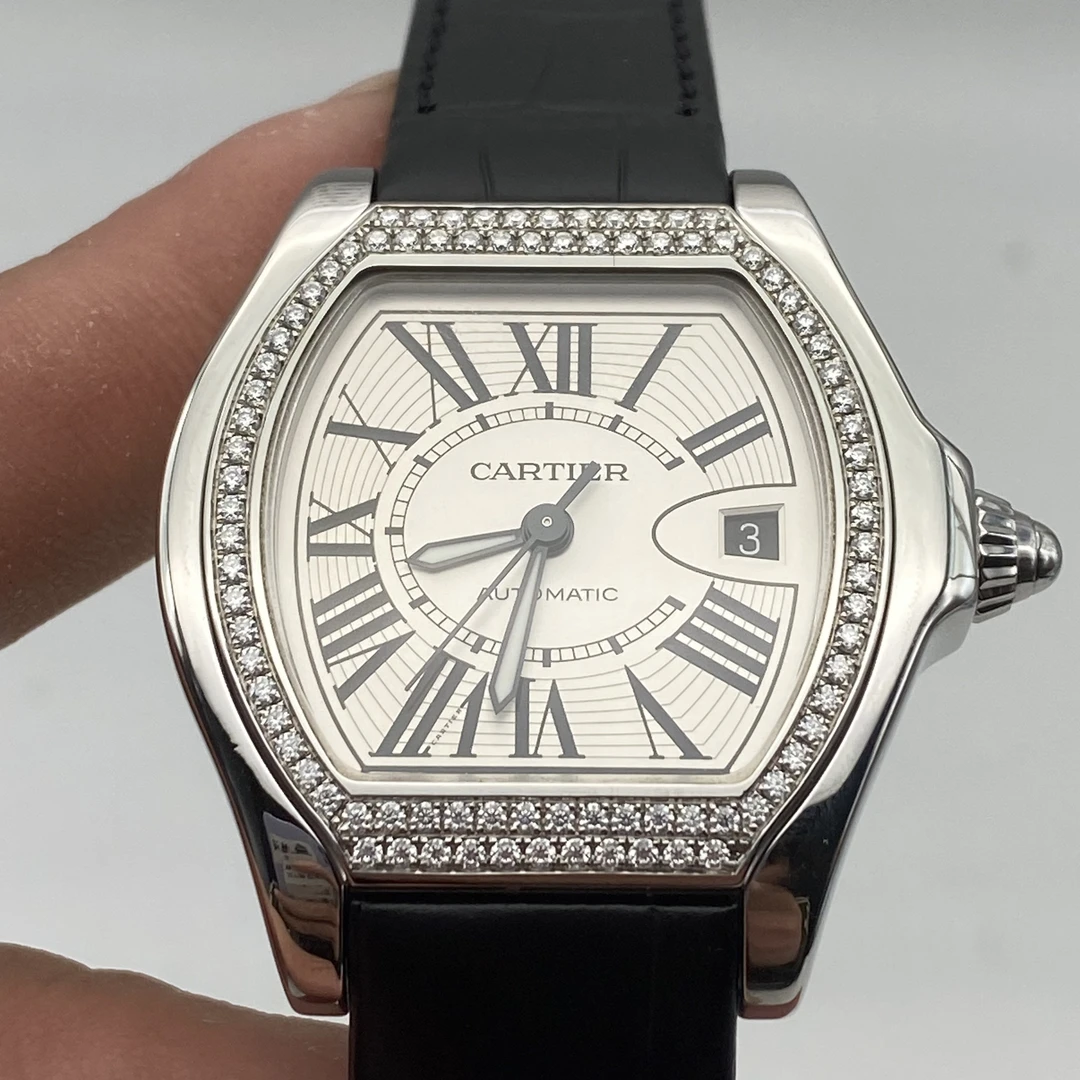 95新 Cartier/卡地亚 卡地亚 跑车 后镶钻 表径：44*38mm