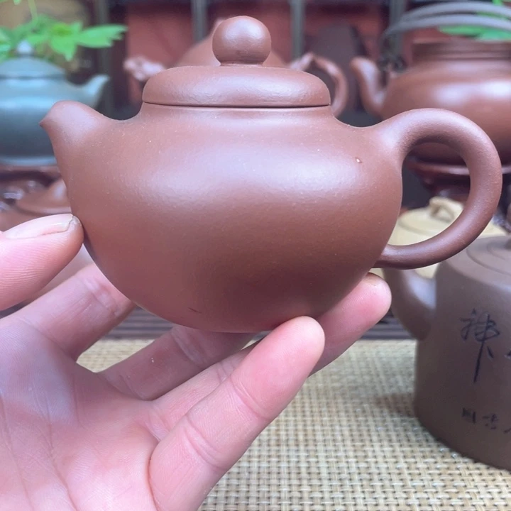陶紫泥鱼嘴壶手工制作