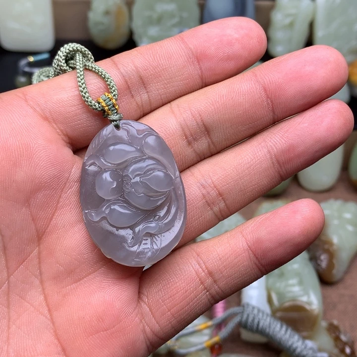 和田玉（糖玉）未镶嵌颈饰