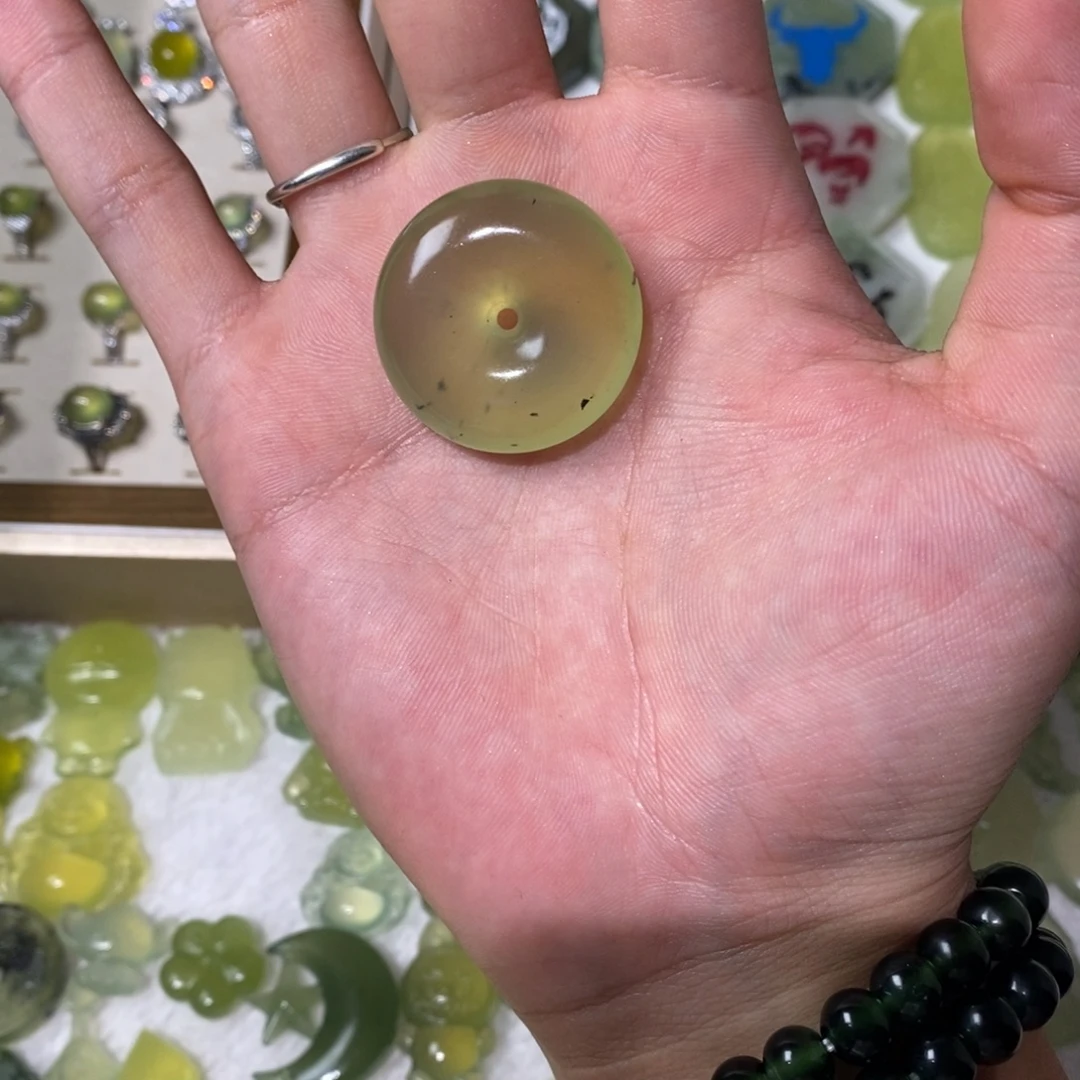 岫玉未镶嵌吊坠(不含链)