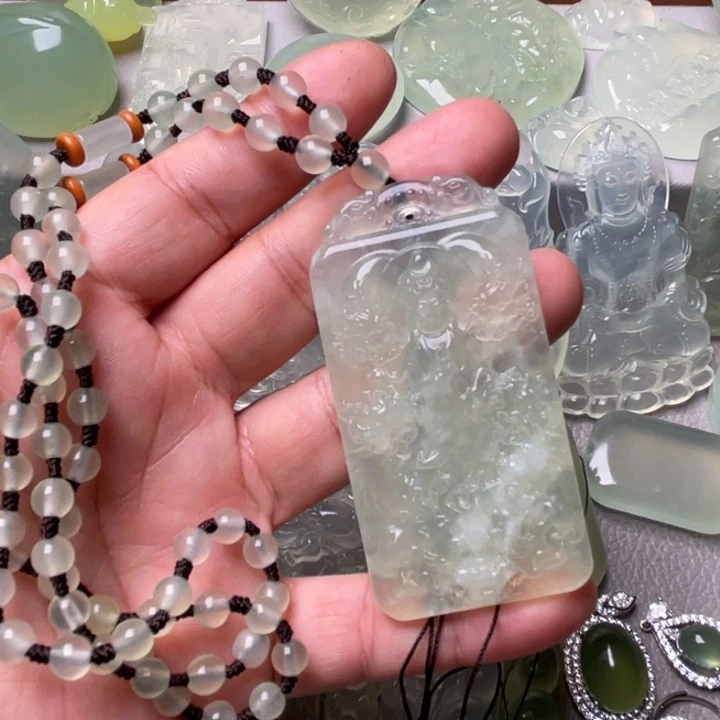该***在岫玉未镶嵌吊坠(不含链)