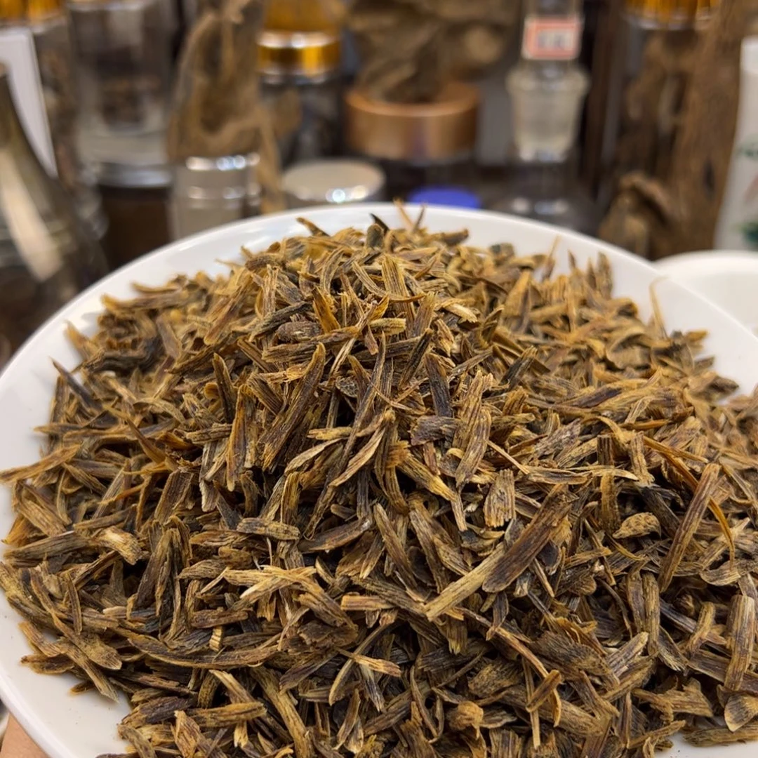 沉香木摆件长**里奇楠沉香黄棋沉水勾丝50克