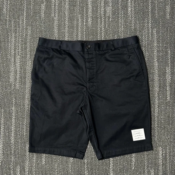 99新 THOMBROWNE 休闲直筒短裤/尺码4