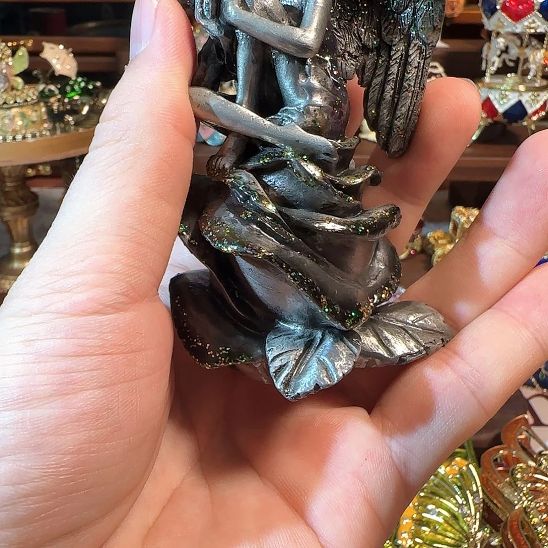 手工制品请勿吹毛求疵