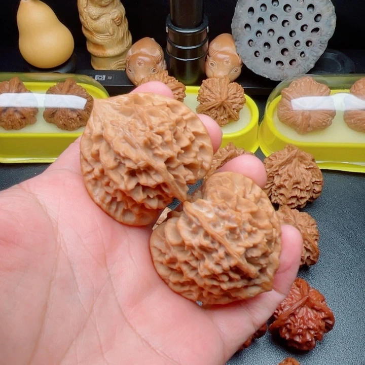 文玩核桃把件龙门涧深凹底43×41×41