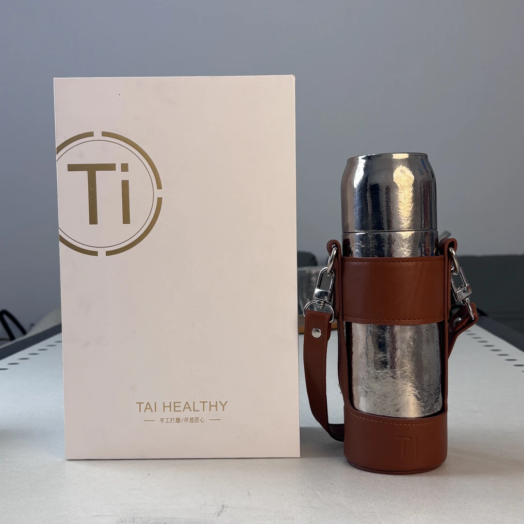 新款内外纯钛磁吸焖茶杯高档保温杯机械温显带茶隔茶仓500ML焖泡