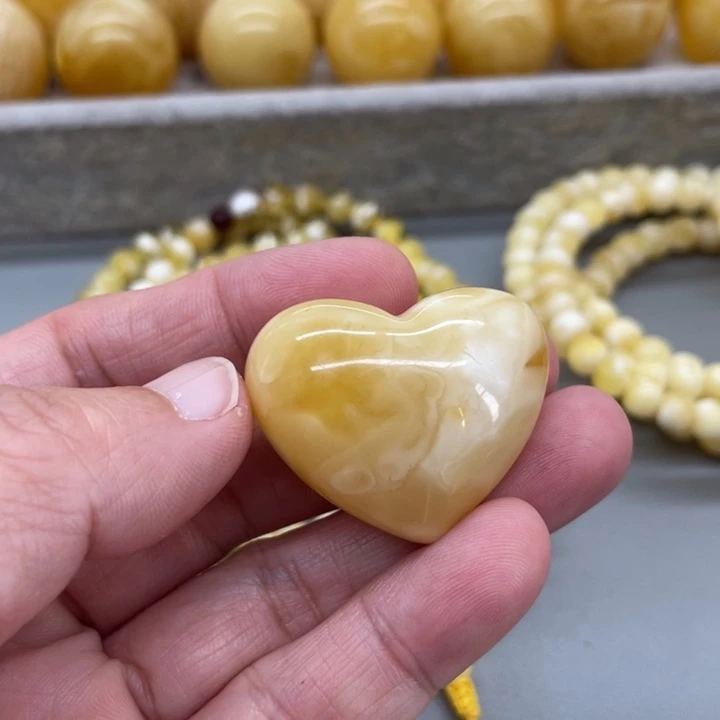 琥珀未镶嵌裸石蜜蜡