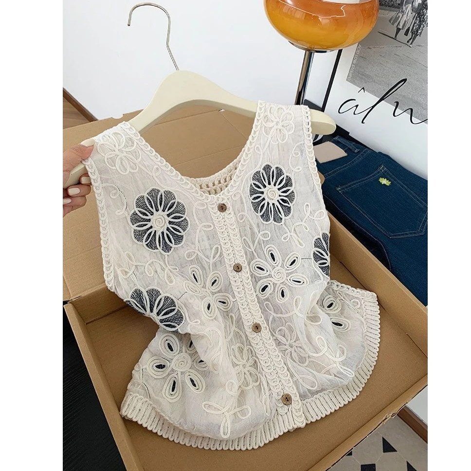 大码新中式独特镂空刺绣V领马甲背心女夏季2025新款胖mm无袖上衣